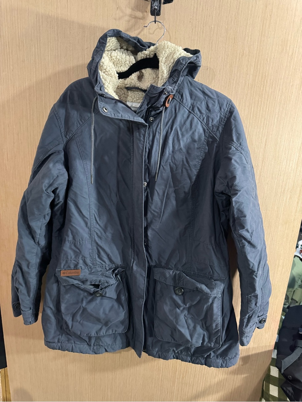 Columbia Insulated Hooded Parka Jacket in Navy with Sherpa Lining Size XL